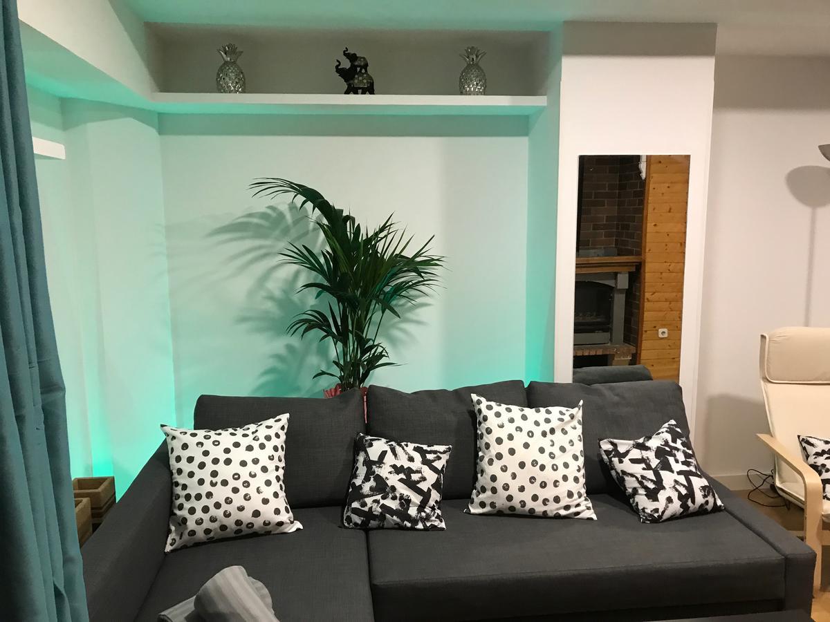 Atico Puerta De Europa Apartment Мадрид Екстериор снимка