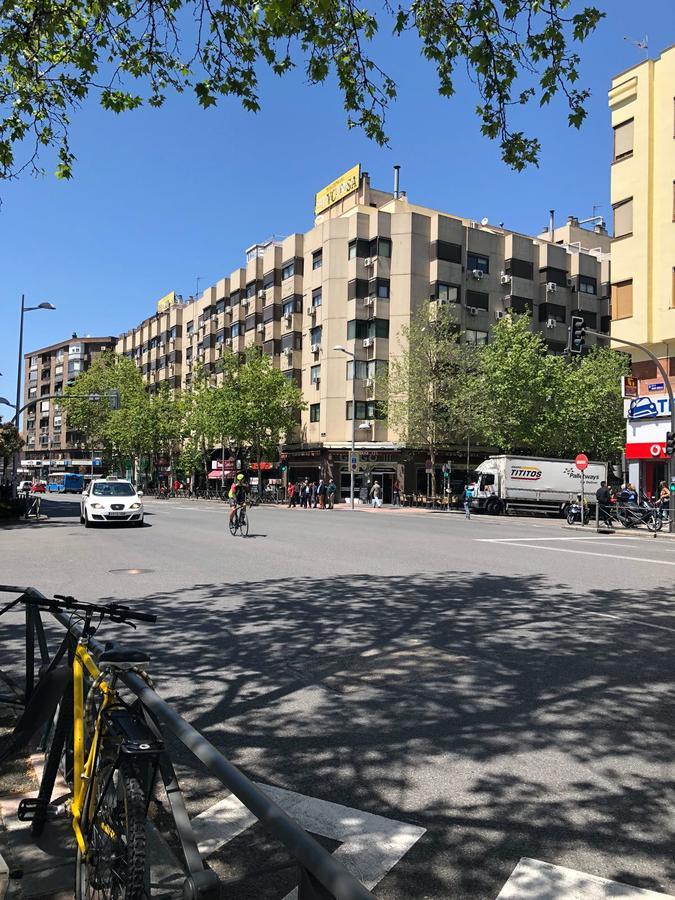 Atico Puerta De Europa Apartment Мадрид Екстериор снимка