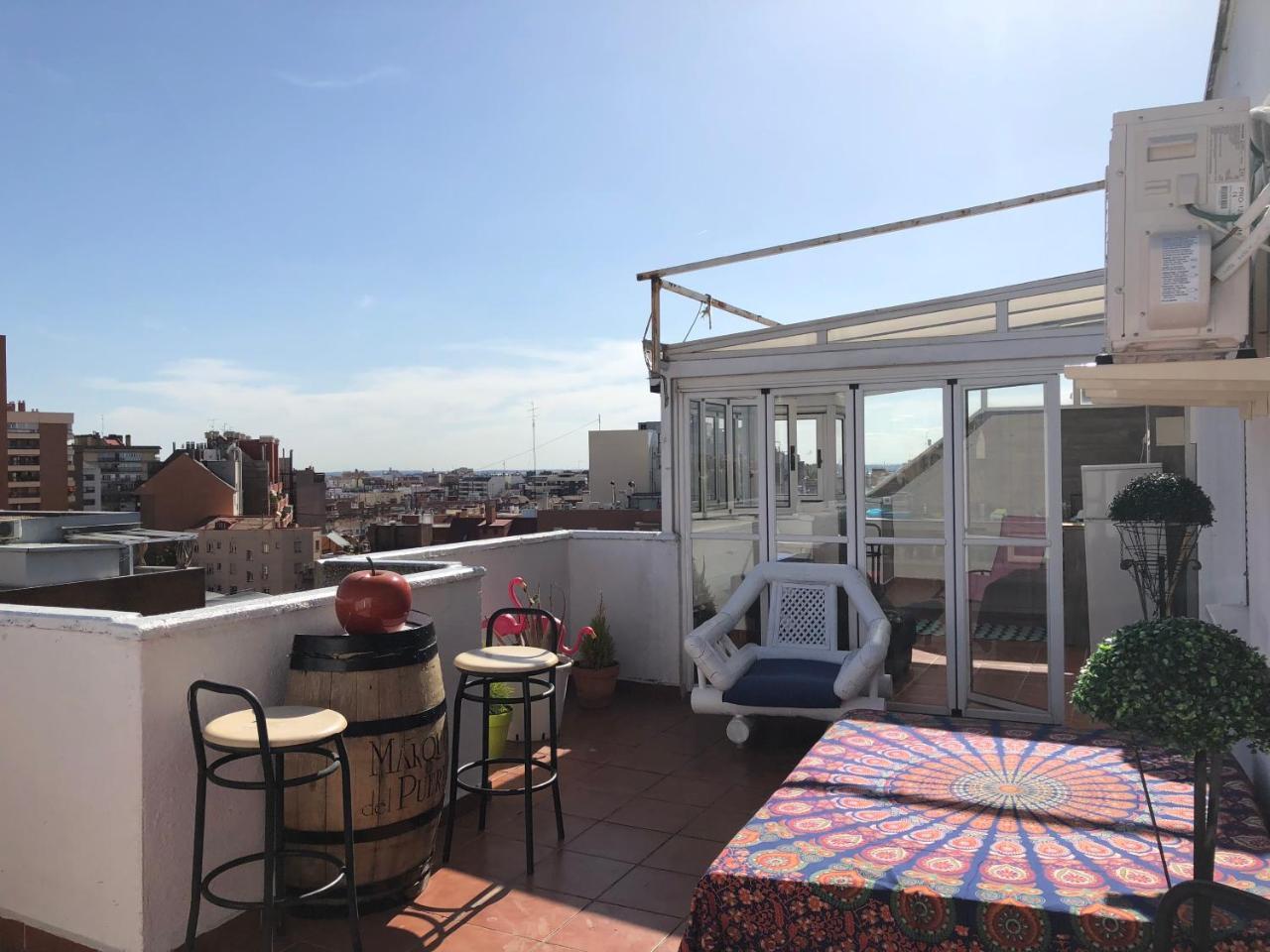 Atico Puerta De Europa Apartment Мадрид Екстериор снимка